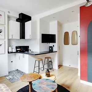  Appartement Pick A Flat's Apartements In Louvre-rivoli - Rue Du Roule France